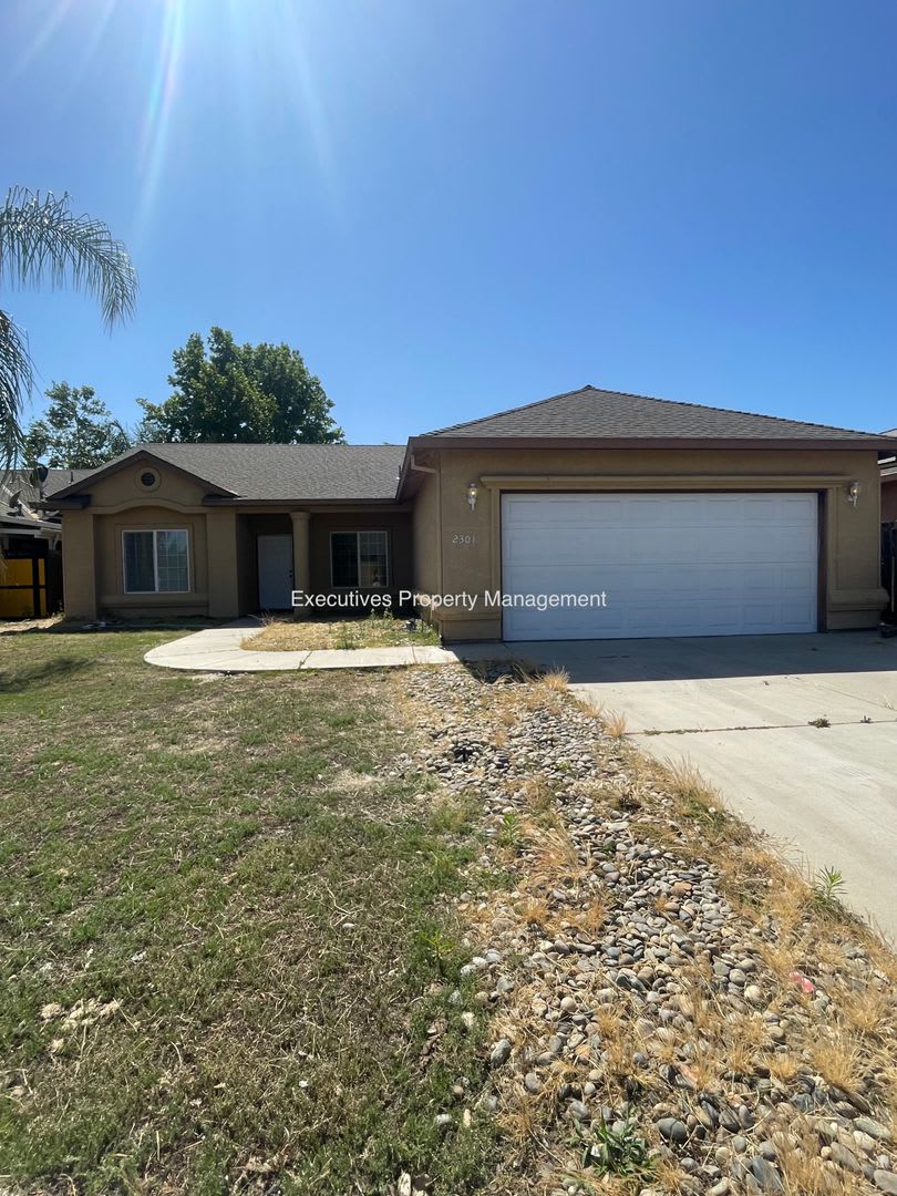 Home For Rent in Atwater || 2301 Peppertree Lane, Atwater, CA 95301