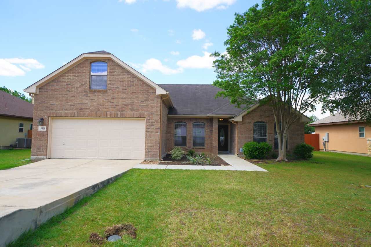 Move-In Ready Property Now Available in Selma, TX! - Realtor Commission: $600