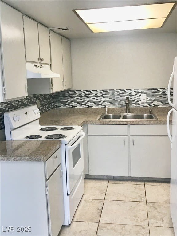 4988 Newport Cove Drive