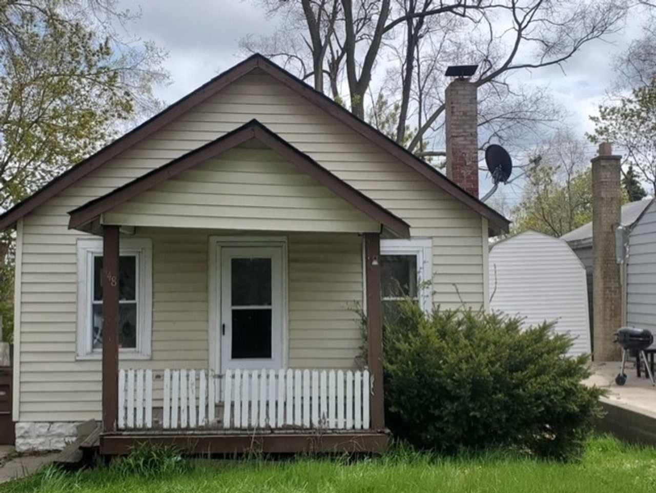 1 Bedroom Home In Pontiac
