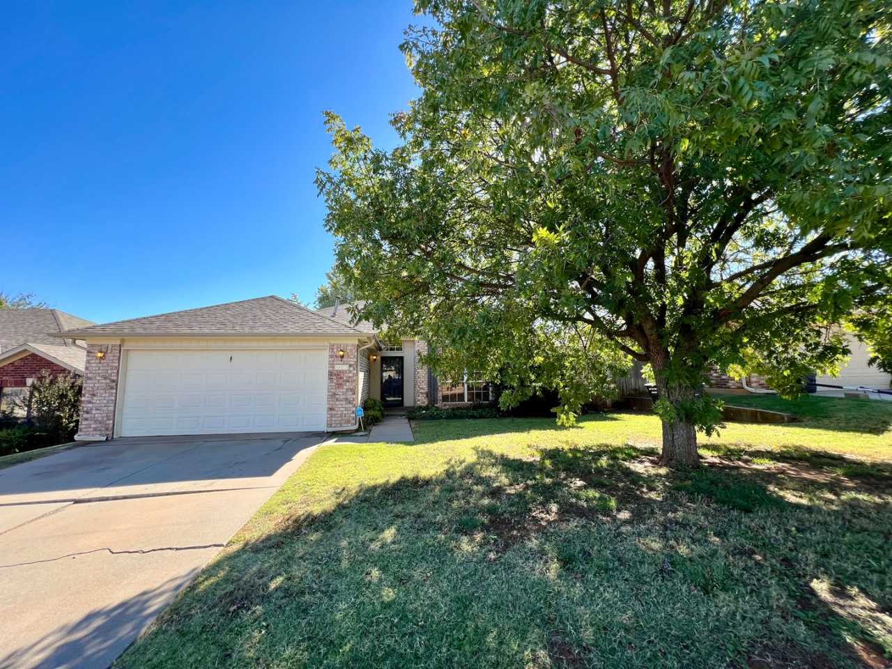 Lovely Rental Home in Heatherwood Neighborhood!