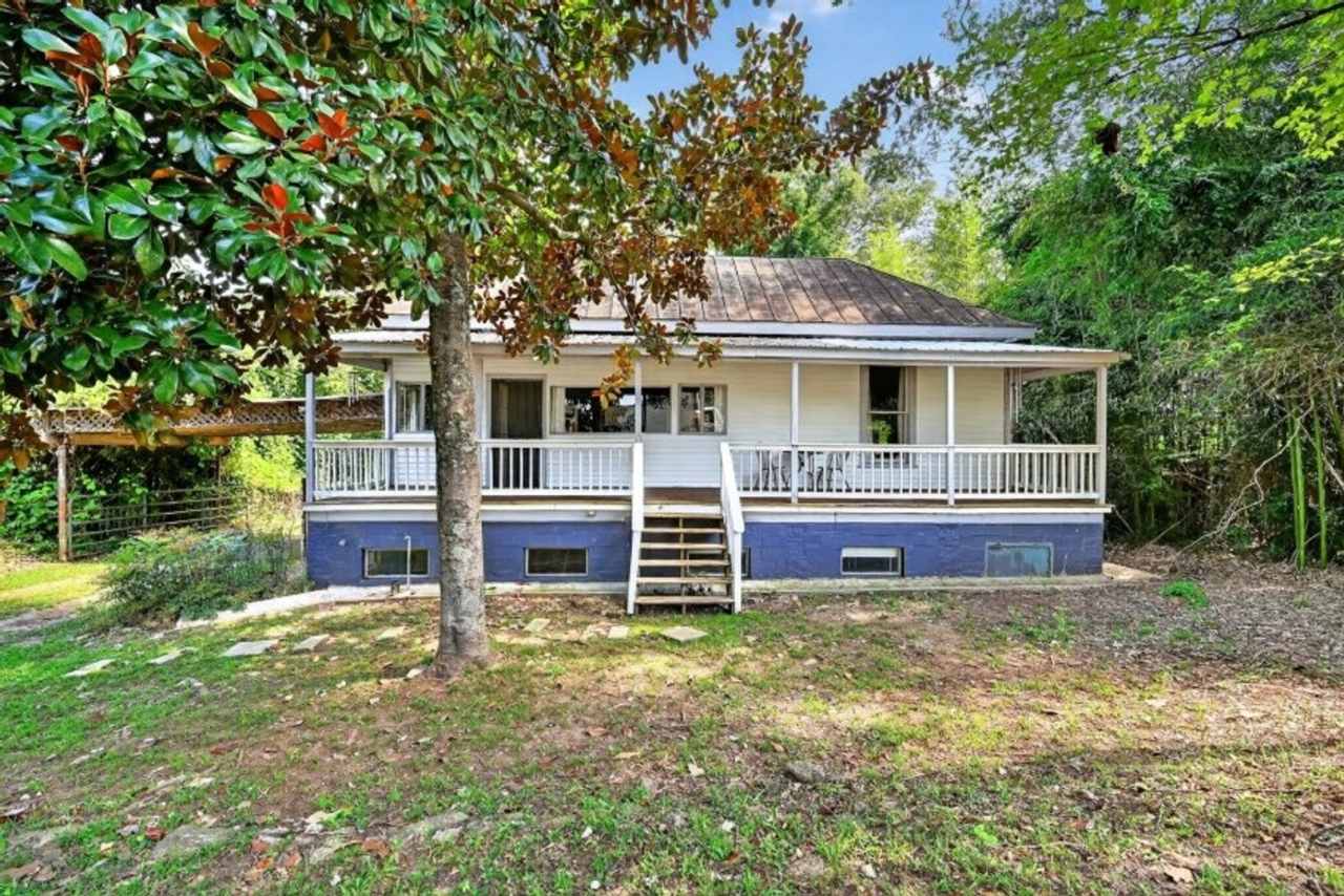 Charming 2BR House in Athens