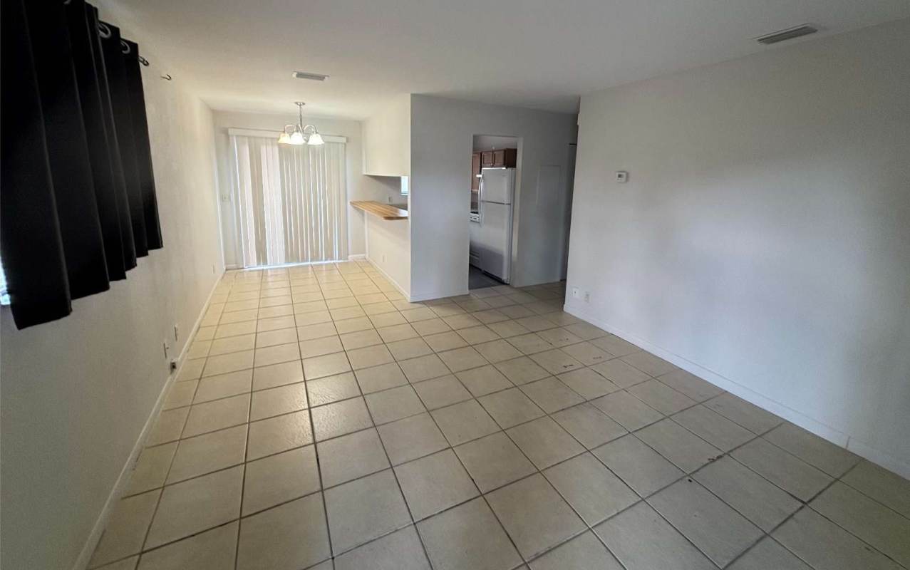 3844 NW HUNTSBORO 101