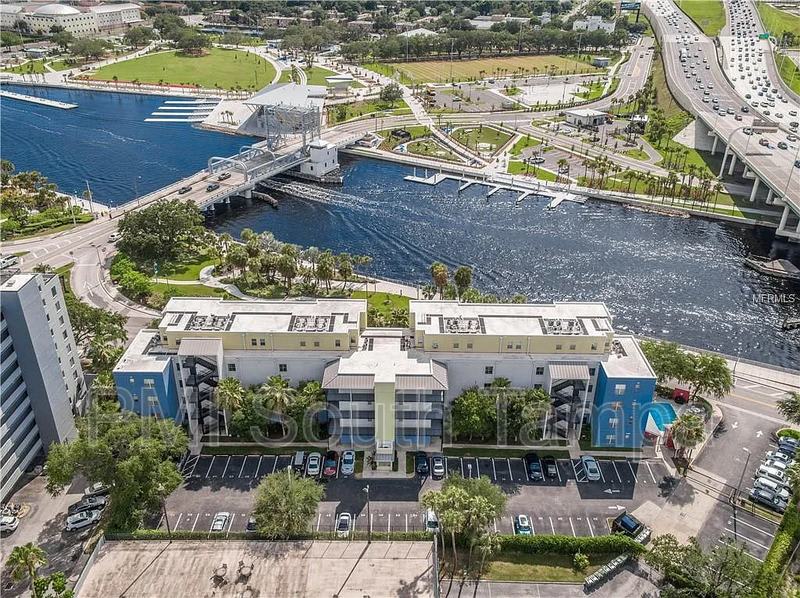 1501 Doyle Carlton Dr