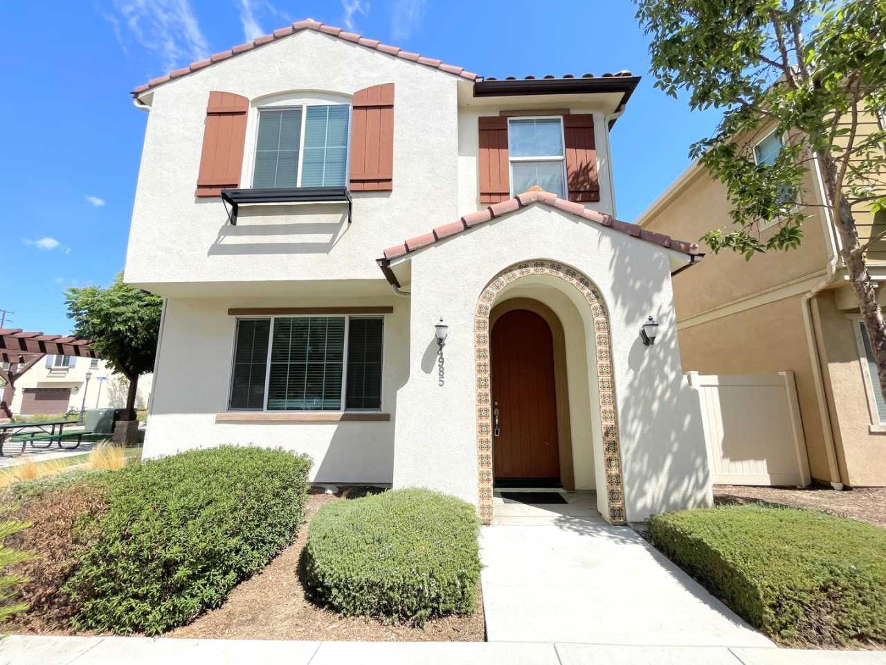 Two-Story 4-Bedroom Condo In Montclair's Gated Crestwood Communities!