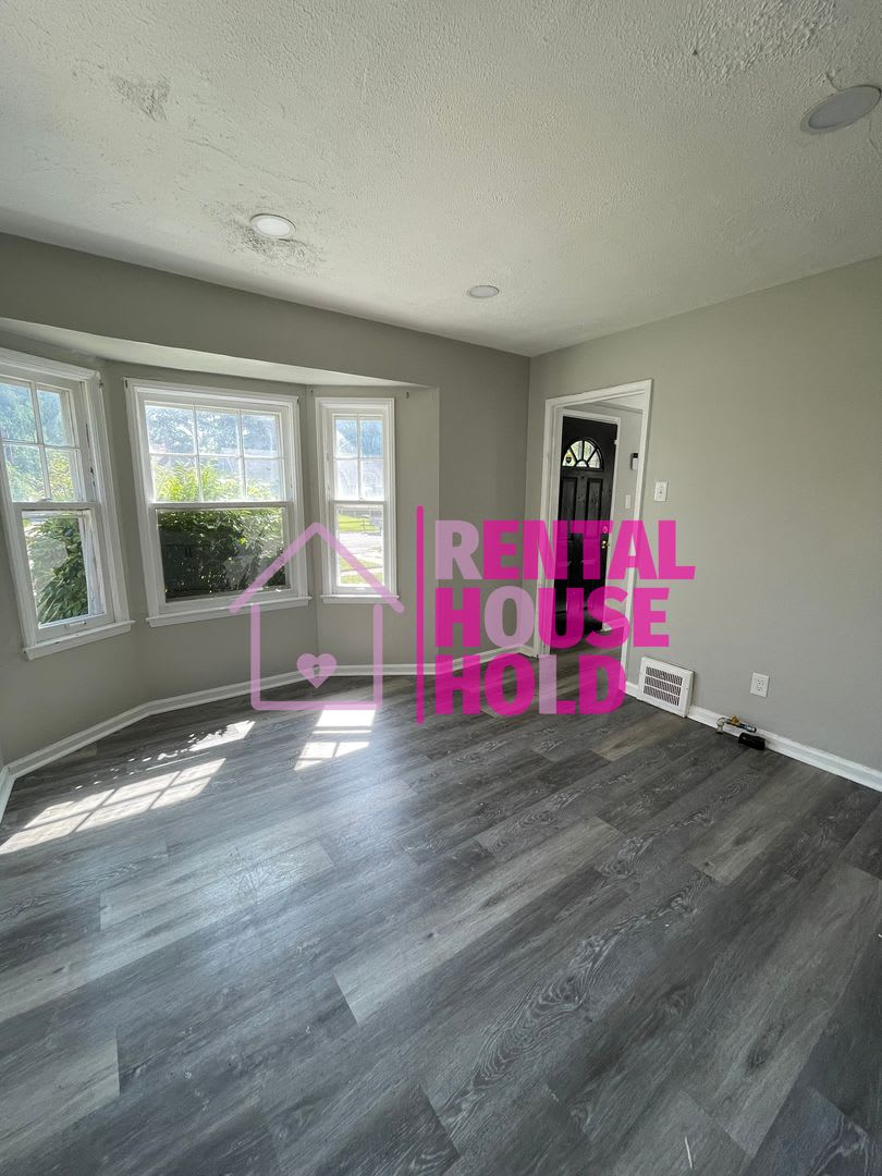 Security Deposit Slashed Just $500 Dream Bungalow for Rent: Your Perfect 3 Bedroom Home Awaits!