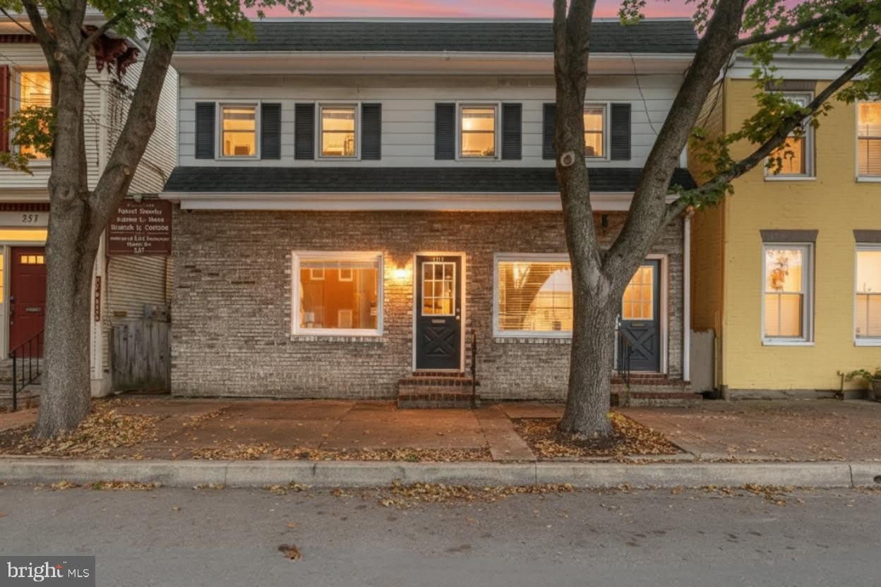 239-241 E MAIN Street