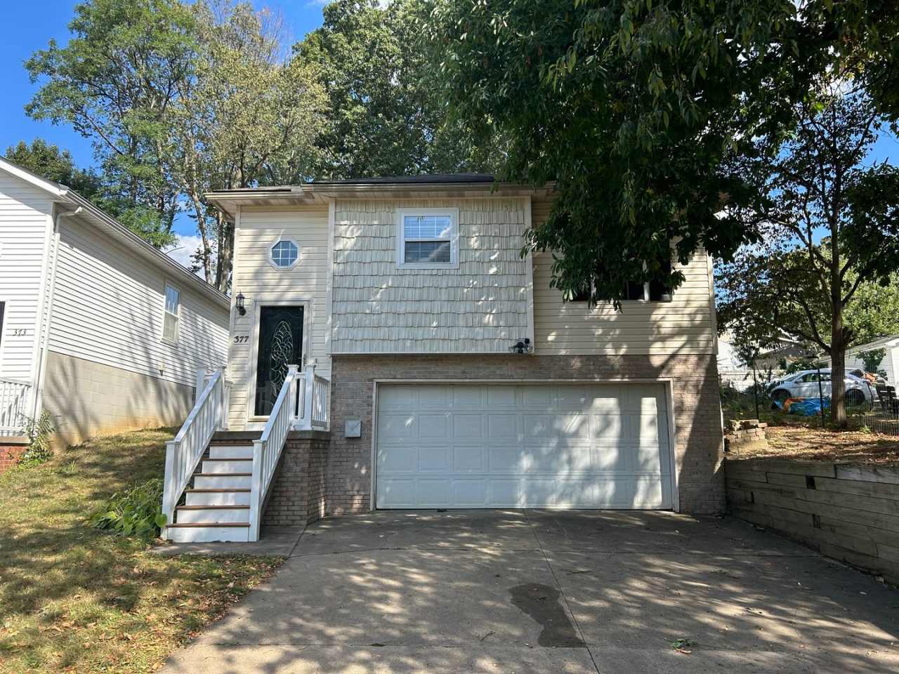 3 bedroom 1 bath house for rent