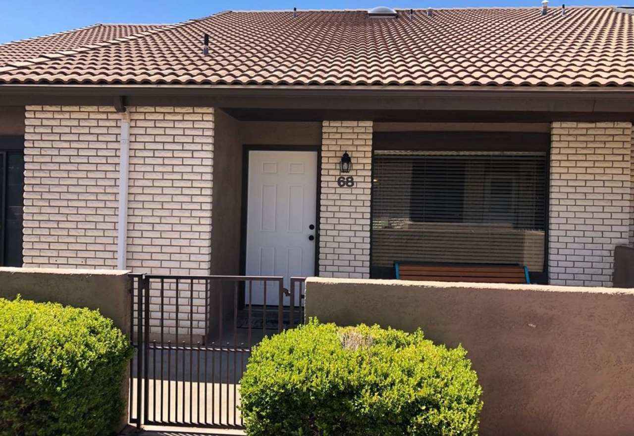 Beautiful Downtown Home!