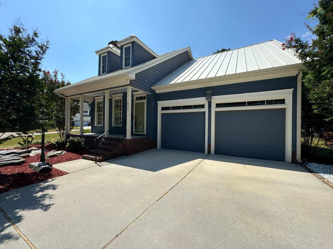 Charming 4 Bed 3.5 Home in Haymount