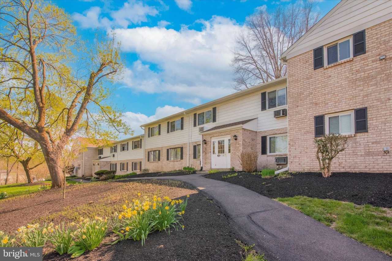 26 PARK Avenue unit: B19