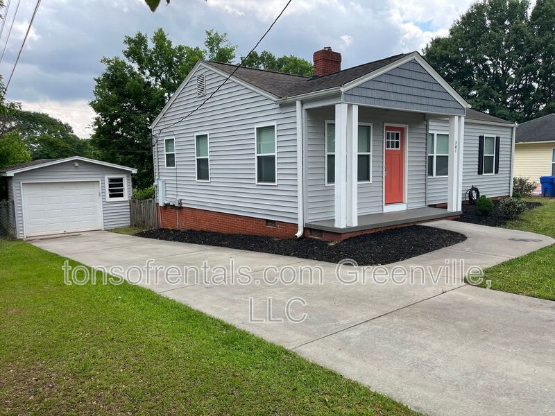 201 Chipley Lane