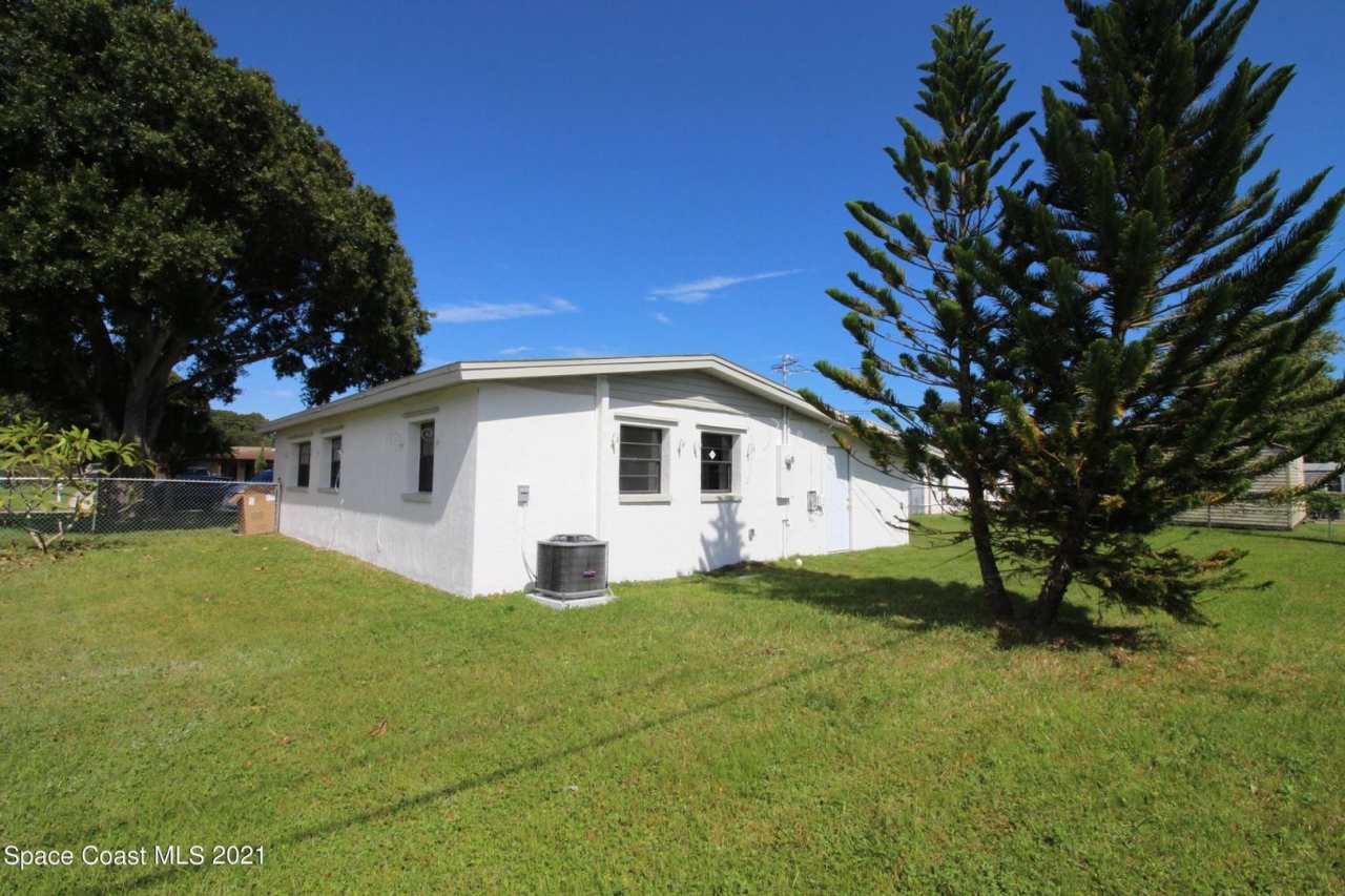 Newly Remodeled 3 Bedroom, 2 Bathroom Home in Melbourne, FL!