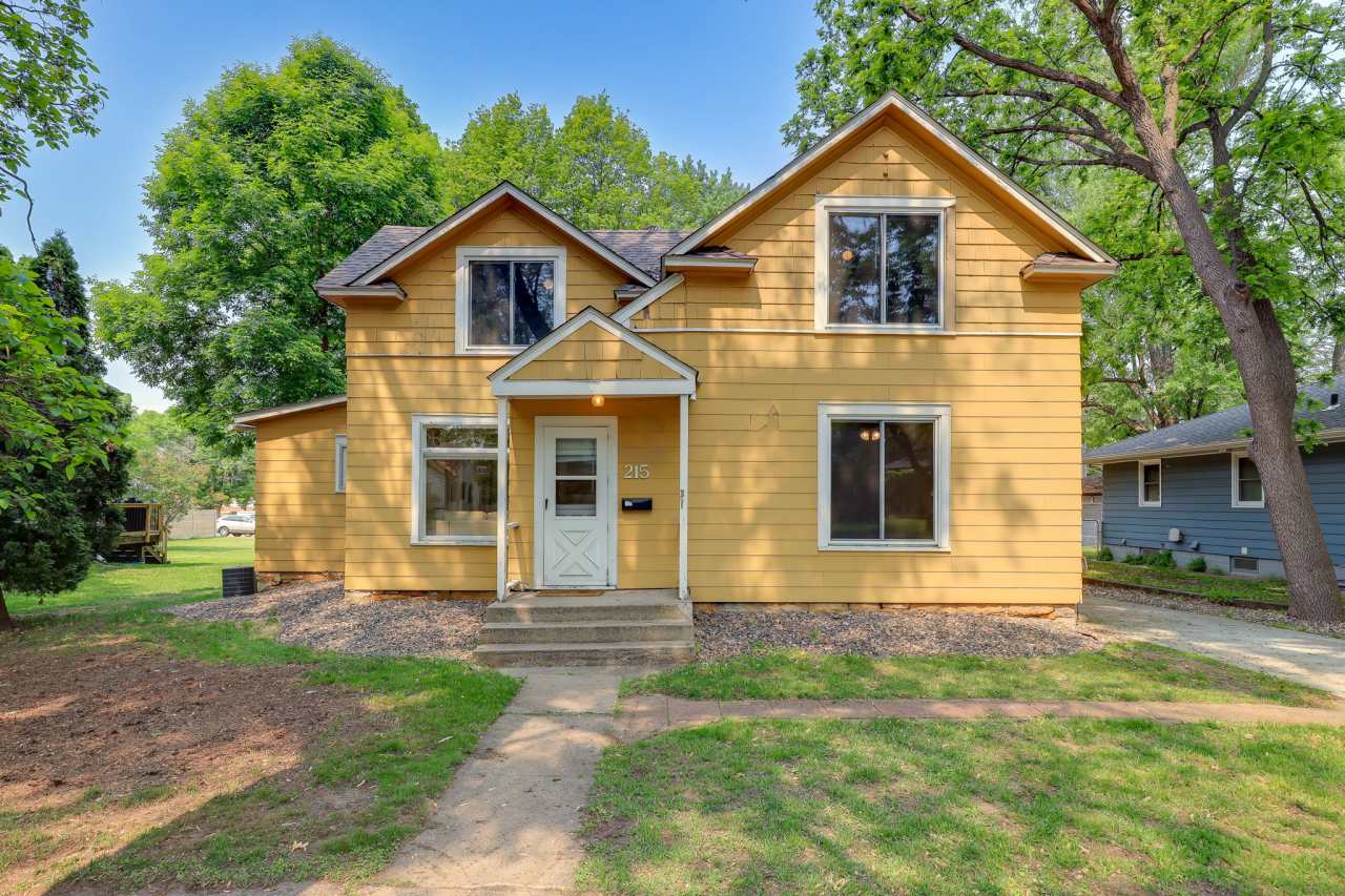 215 N 3rd Street (UWRF Campus)