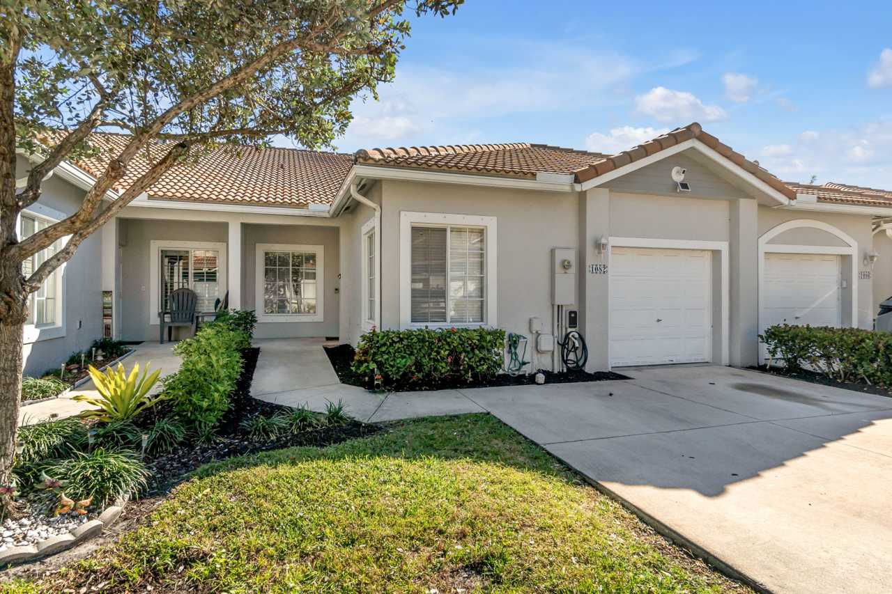 1082 Southwest 42nd Terrace