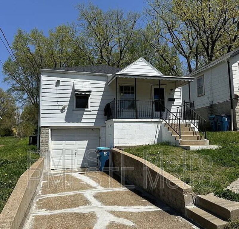 7117 Garesche Avenue