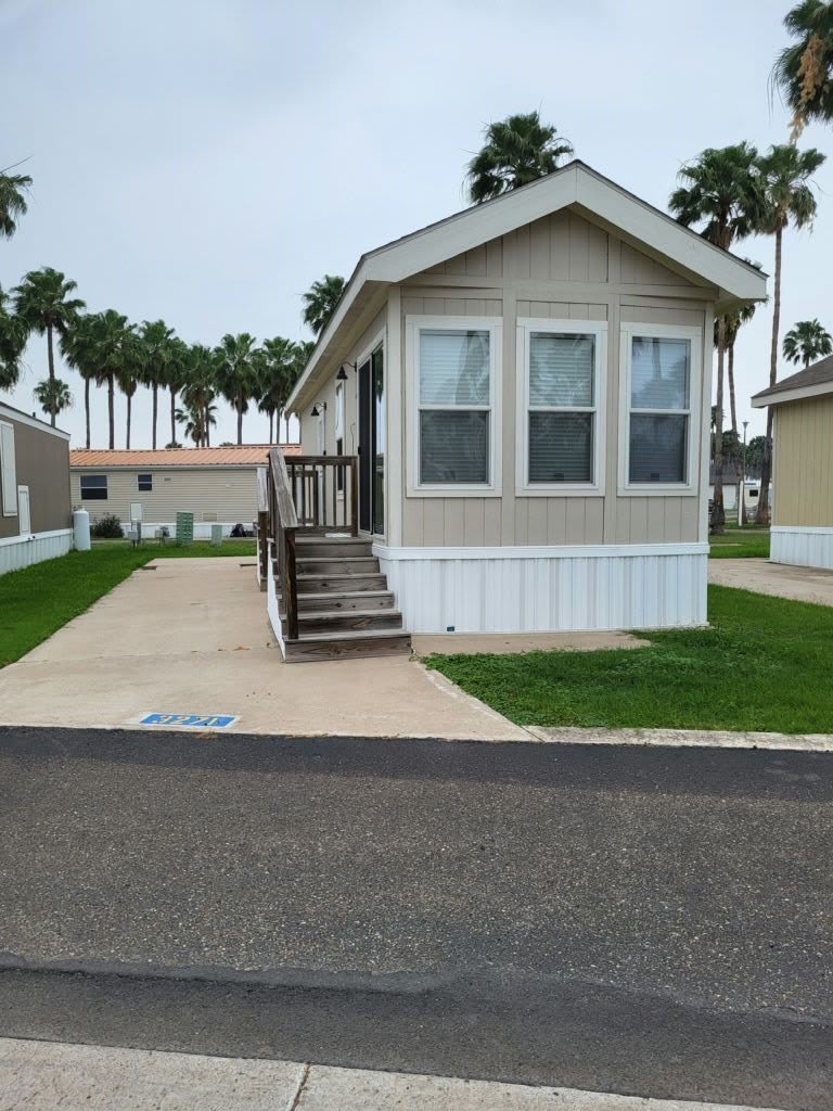 602 N. Victoria Road Rv3271