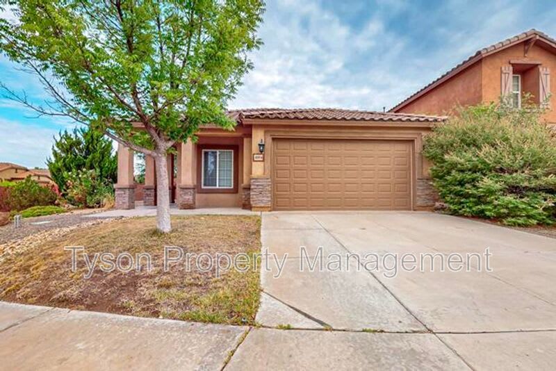 400 Loma Linda Loop NE