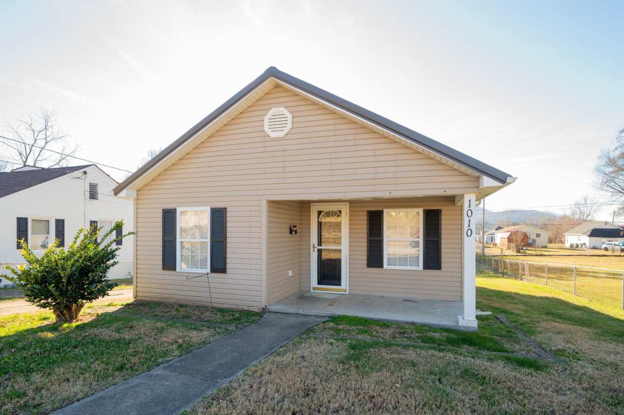 2 bed/1 bath site built home