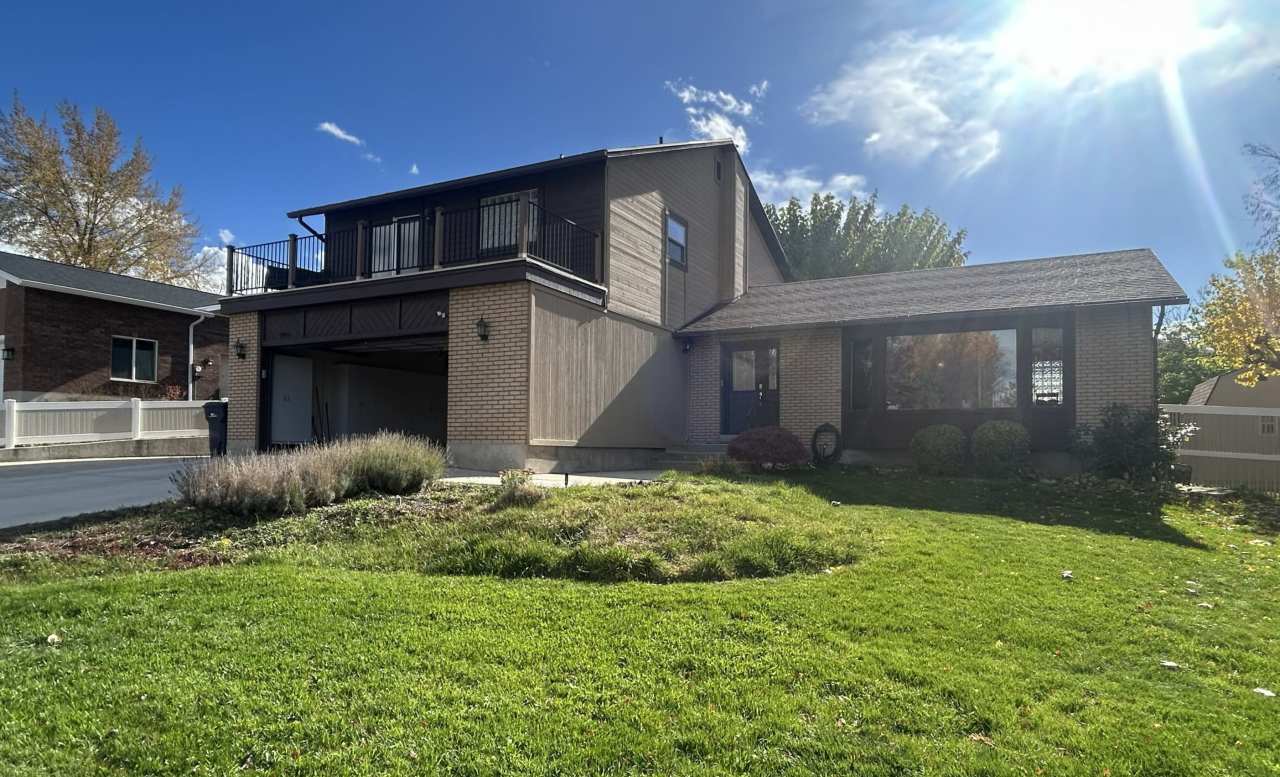 1094 Gravel Hills Dr