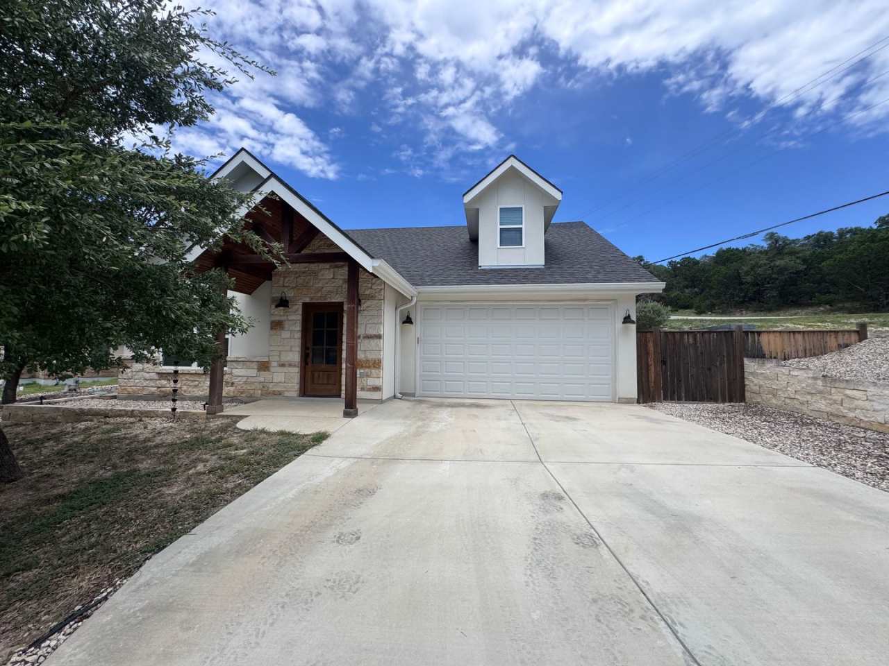 For Rent – 100 Brooklyn Dr, Canyon Lake, TX 78133