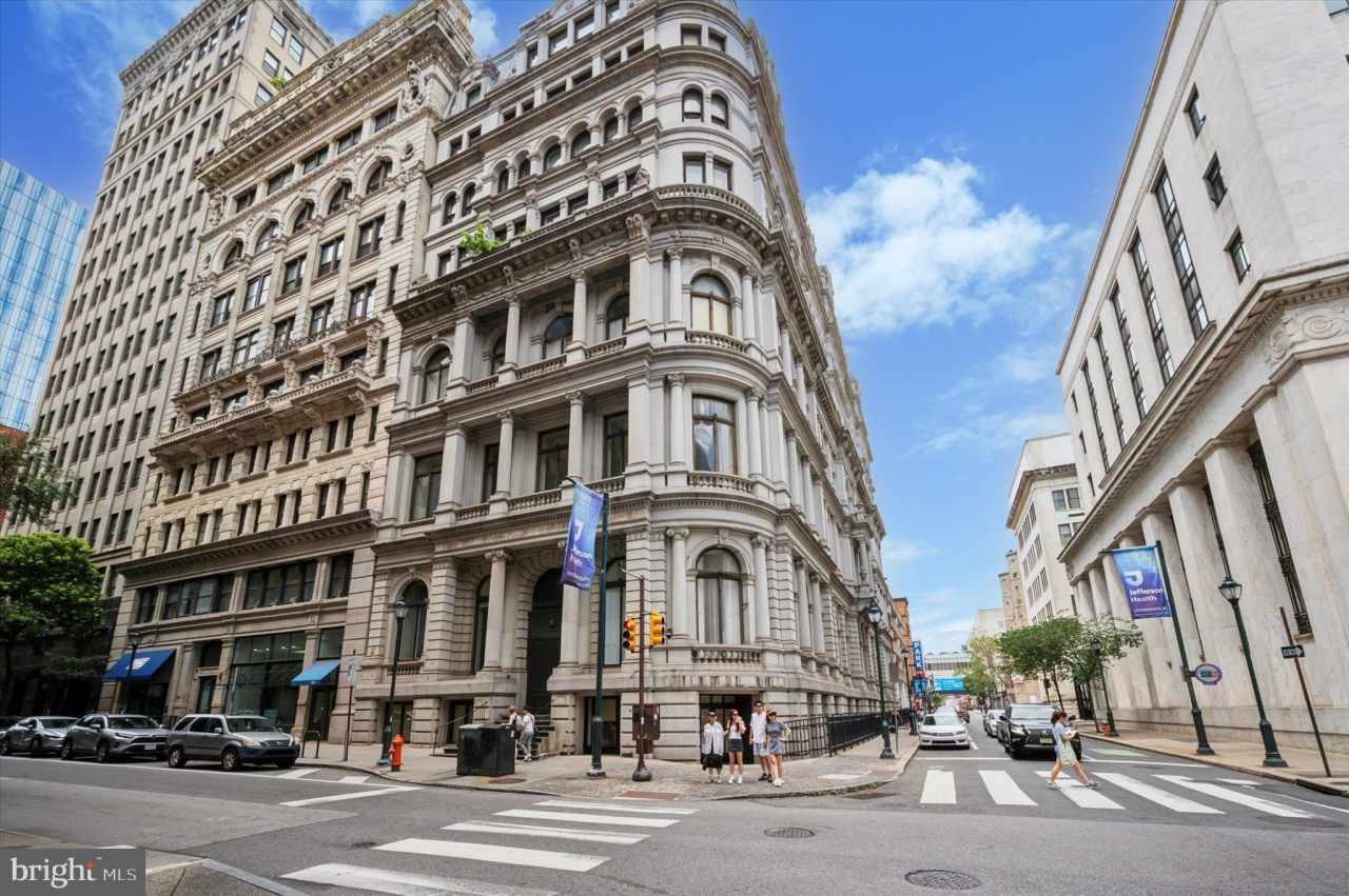 1001 CHESTNUT STREET