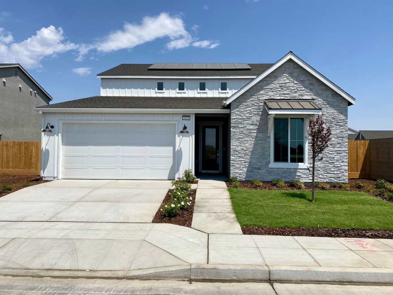 BRAND NEW 4/3.5 Lennar with In-Law Suite