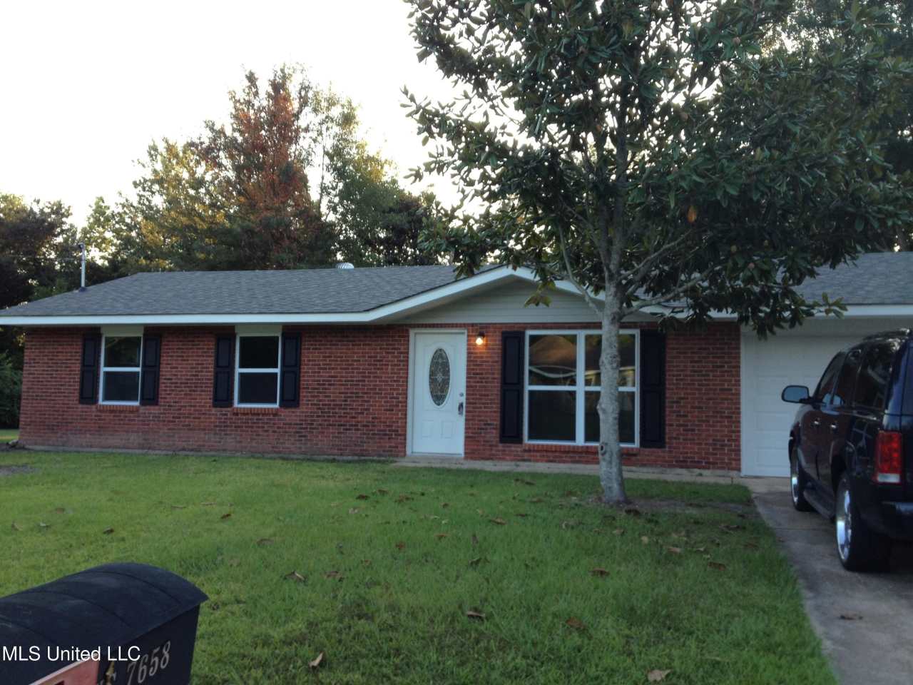 7658 Lexington Drive