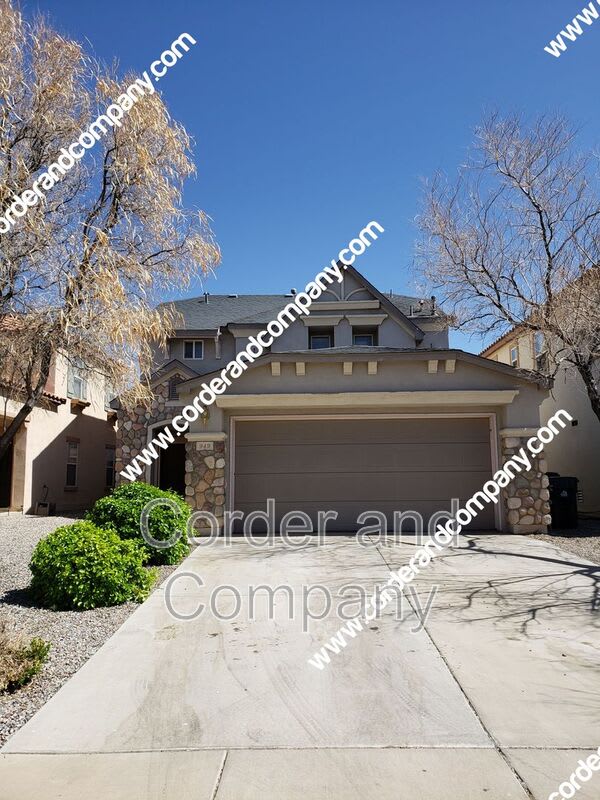 949 Waterfall Dr NE