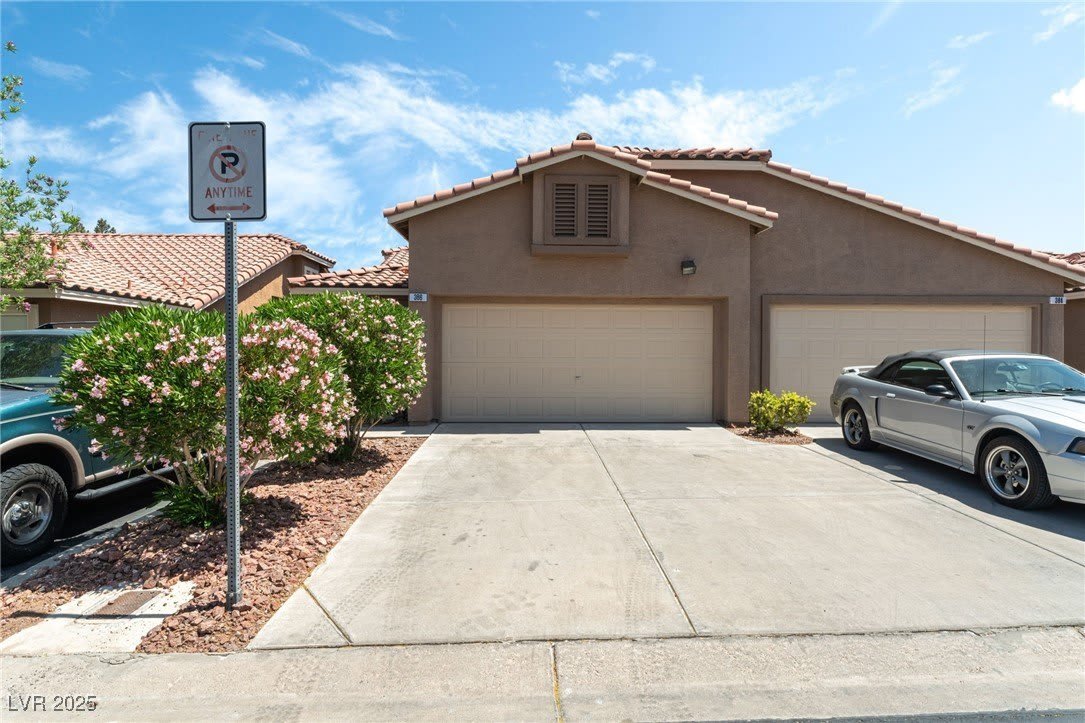 386 ROSADO SPRINGS Street