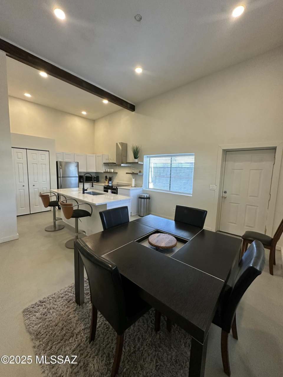 2775 N Goyette Avenue