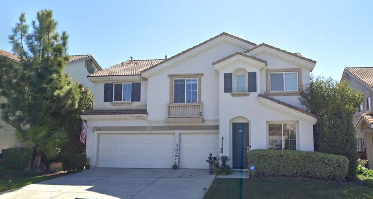 5 bed, 3 bath available May 5th!