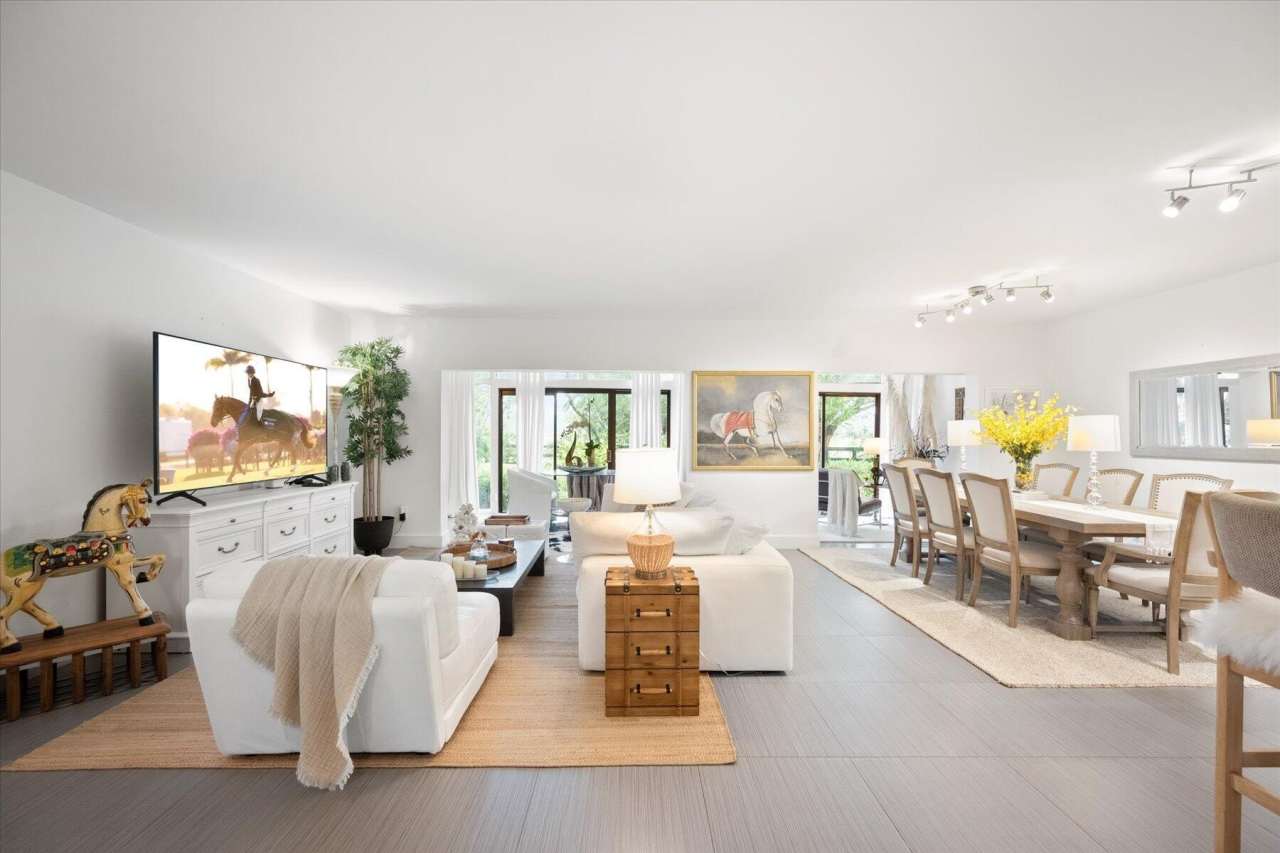 11397 Pond View Drive