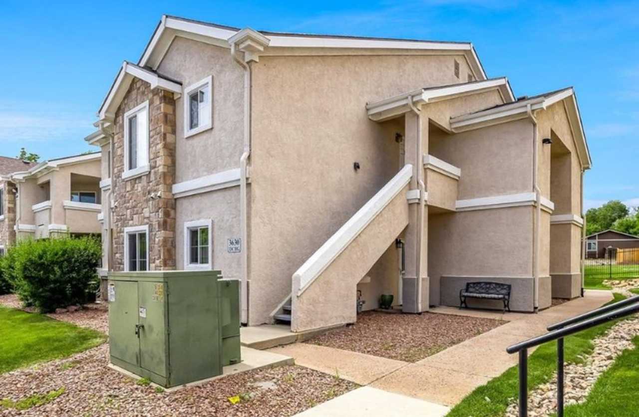 3 Bed Top Floor Condo near Ft. Carson in Gated Community with detached Garage