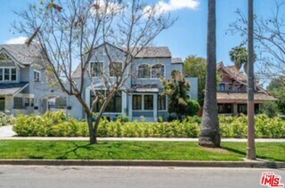 4308 Victoria Park Dr