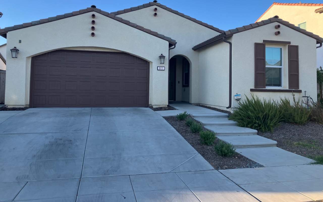 911 Orchard Hills Road