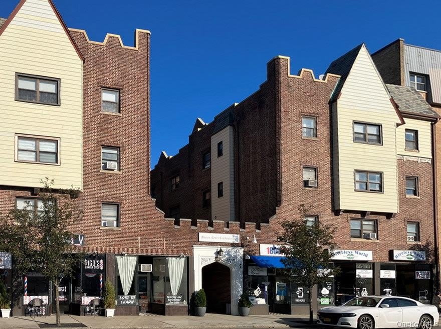 240 Halstead Avenue unit: A4