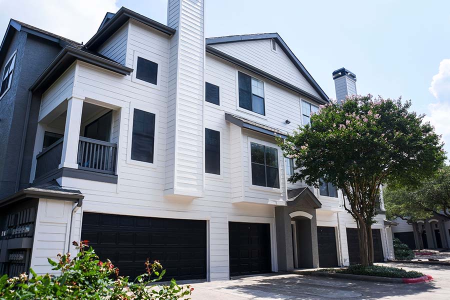 NoA on McNeil Townhomes + Flats