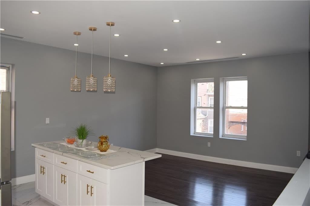 1364 East 38th Street