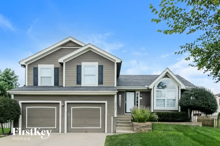 10928 North Wallace Avenue