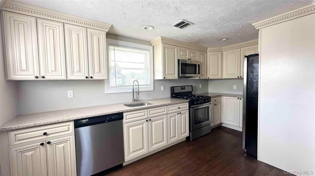 27 Southridge Drive unit: 2