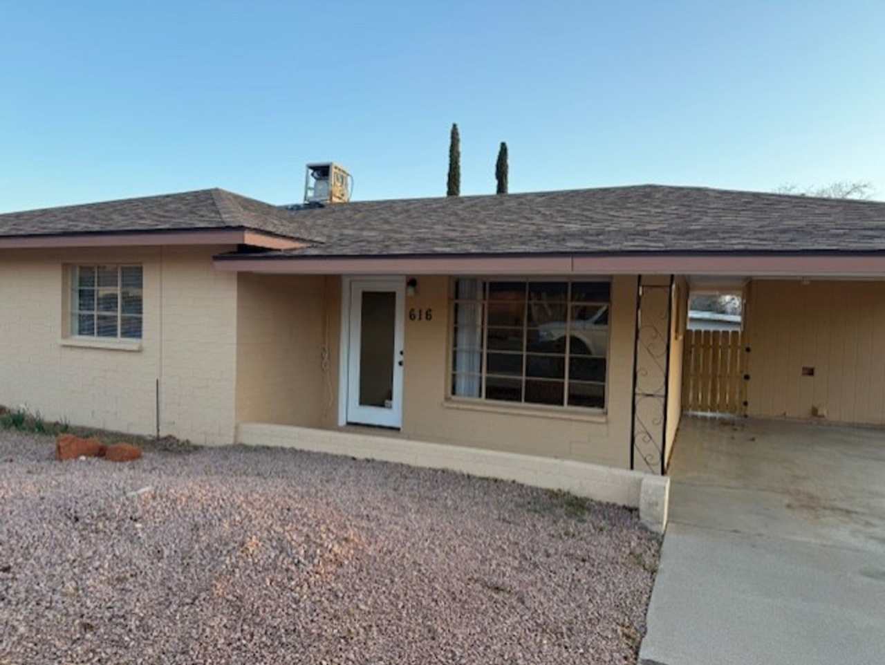 Price Reduced!! 3 Bedroom 2 Bath Home - Contact Property Pros Property Management