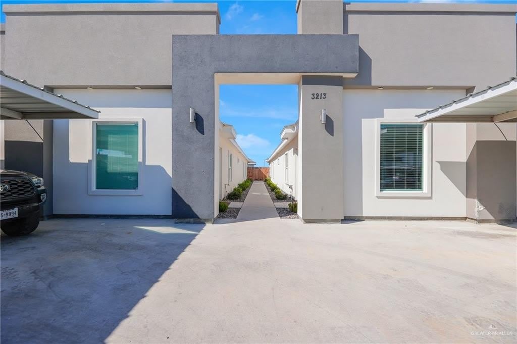 3213 S Colt Lane unit: 1