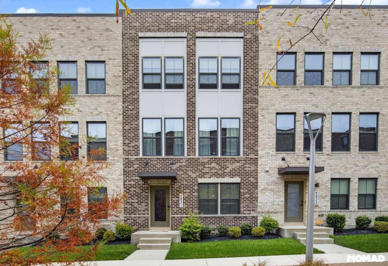 Spacious 4BR 3BA Townhome