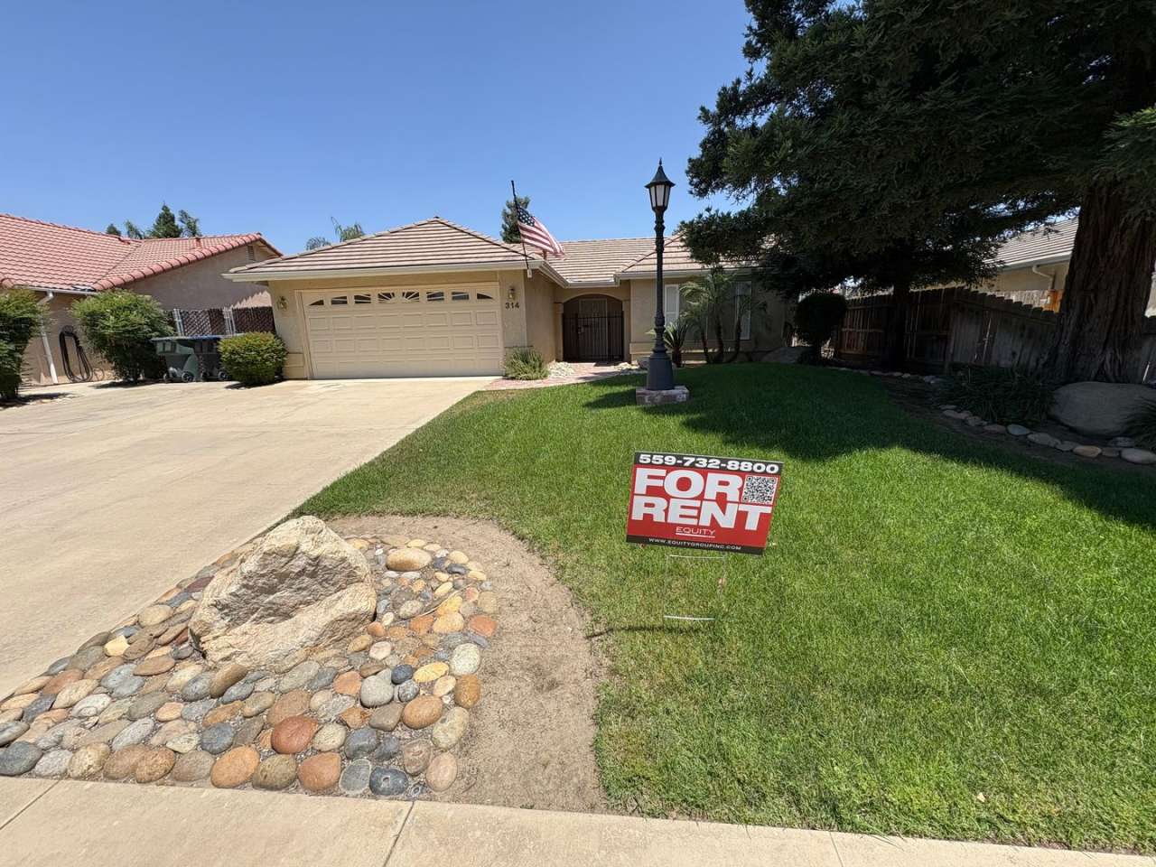 *Private Showing ONLY* Visalia home for rent in a quiet cul-de-sac, Rent Ready!