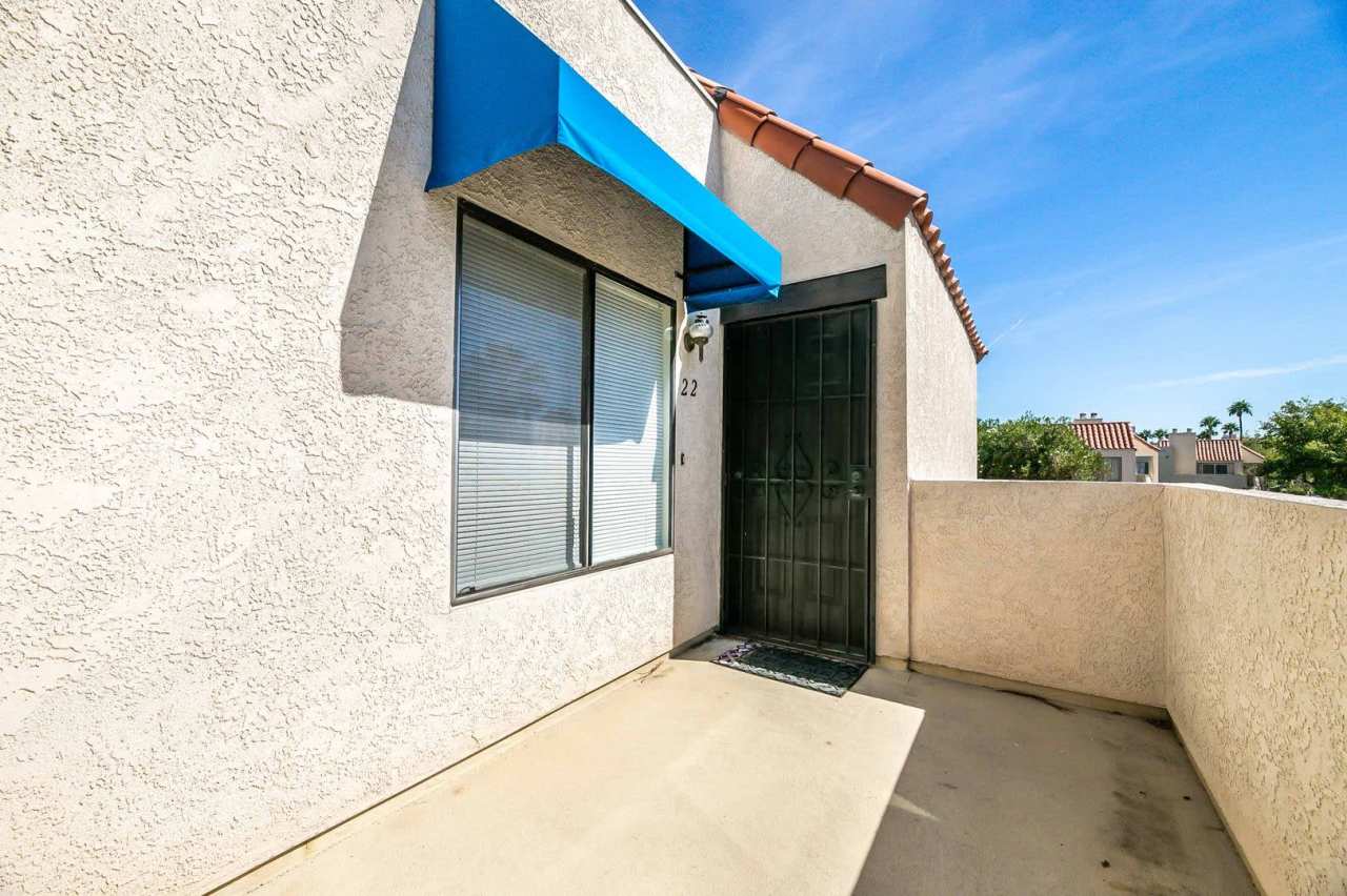 AVAILABLE June 1 - Showing available NOW