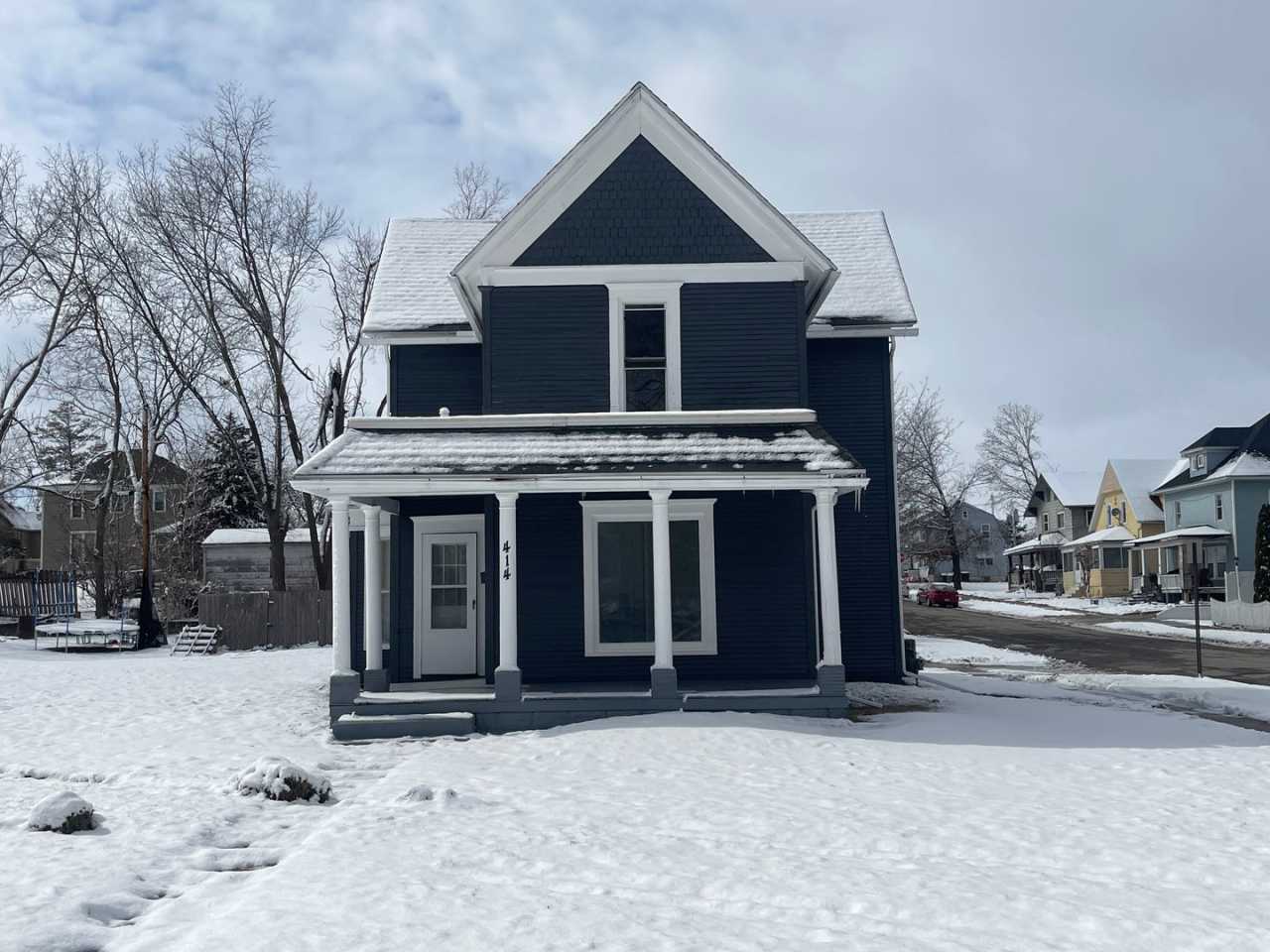 Beautiful 4 Bedroom 1 Bath House for Rent