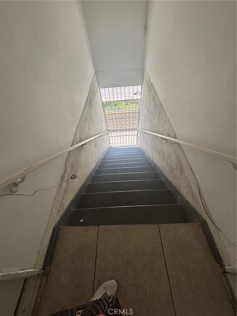 144 W Hillsdale Street