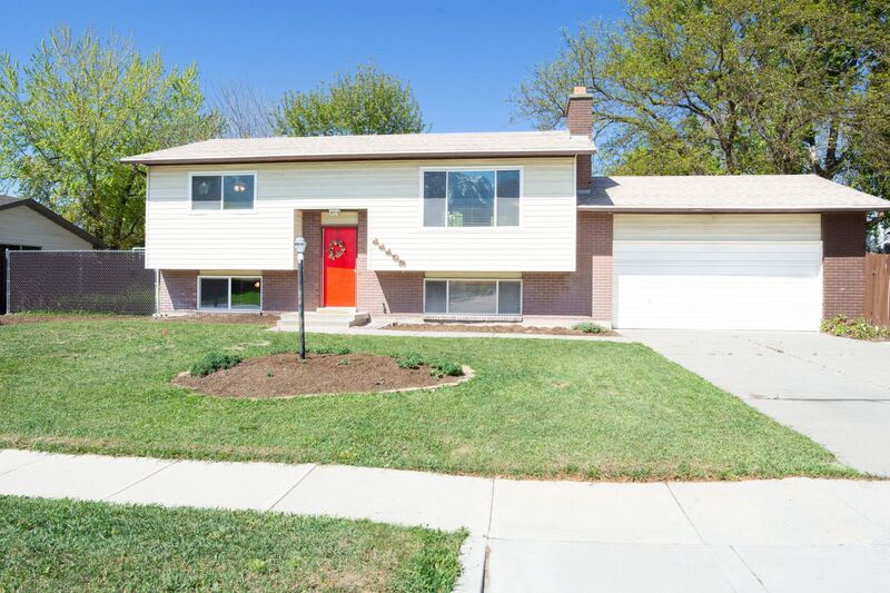 11132 S Sandy Creek Dr