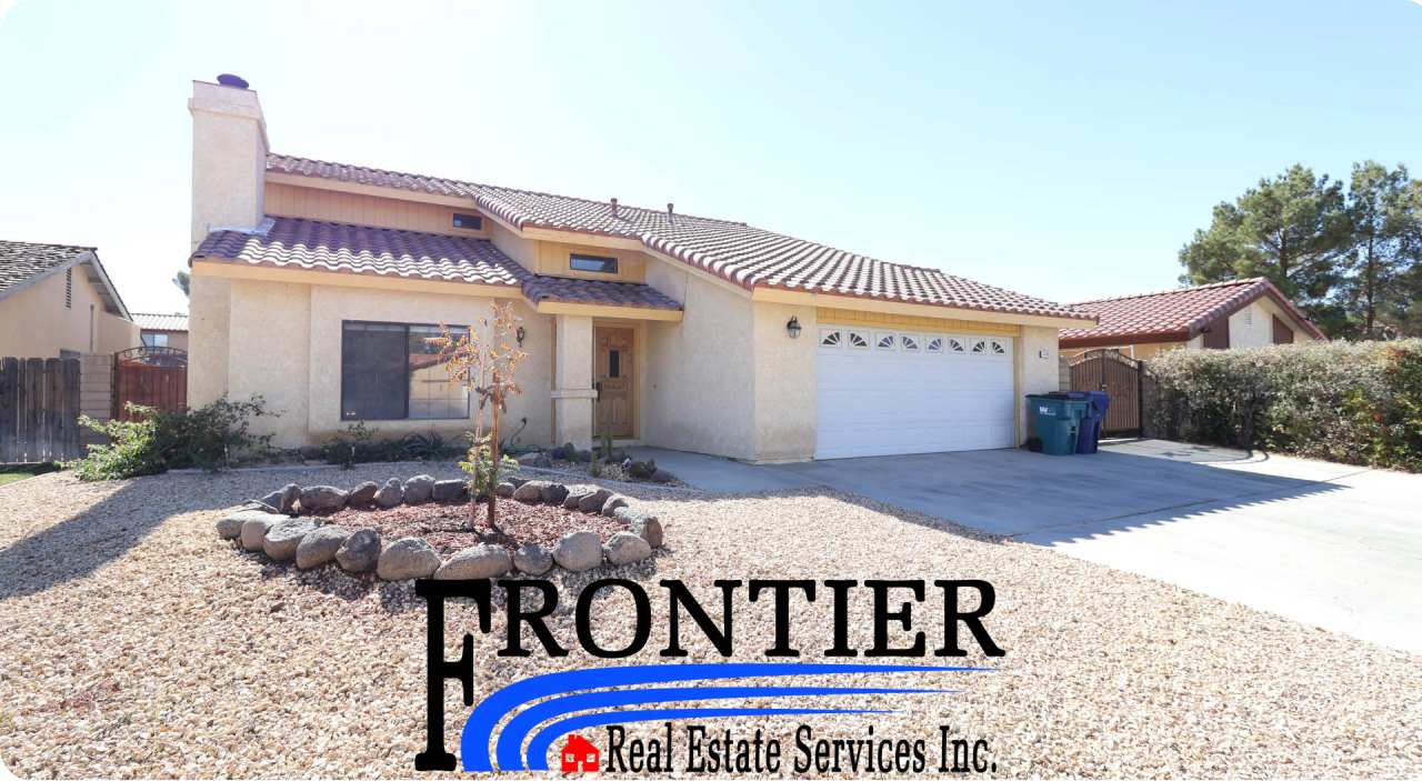 Spacious 4-Bedroom Two-Story Home – Comfort  Convenience!